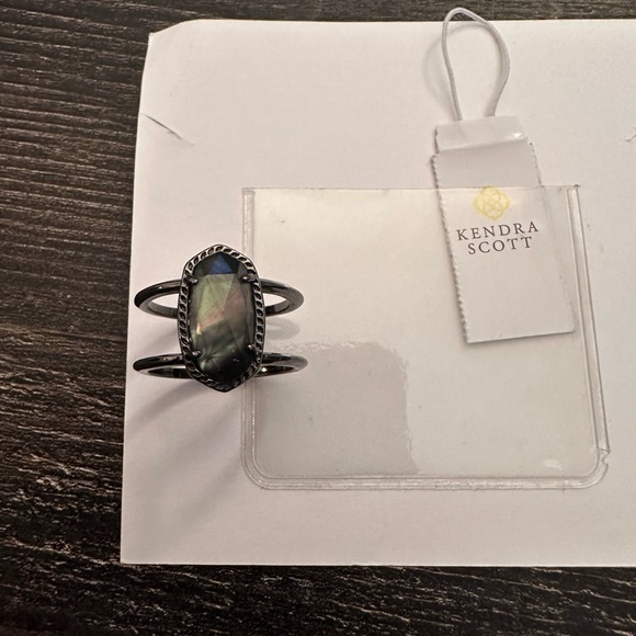Kendra Scott Elyse Double Band Ring in Gunmetal with Black Mother of Pearl sz7-8 - Picture 11 of 16